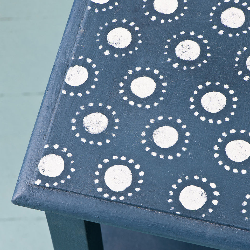 Circles Stencil