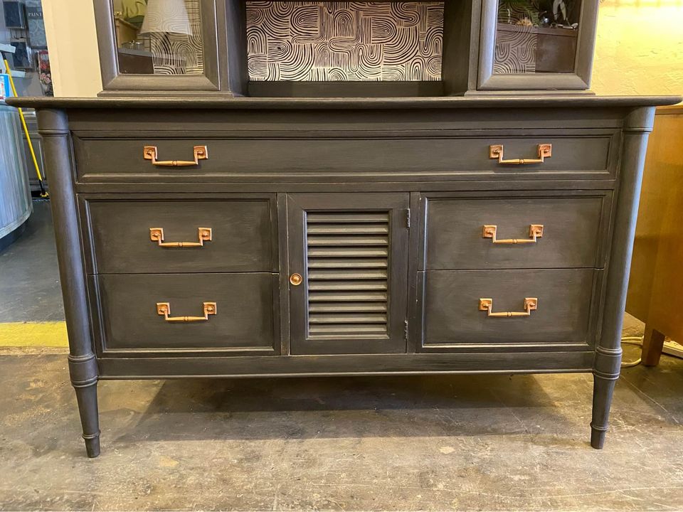 Drexel "Sirocco" China Cabinet