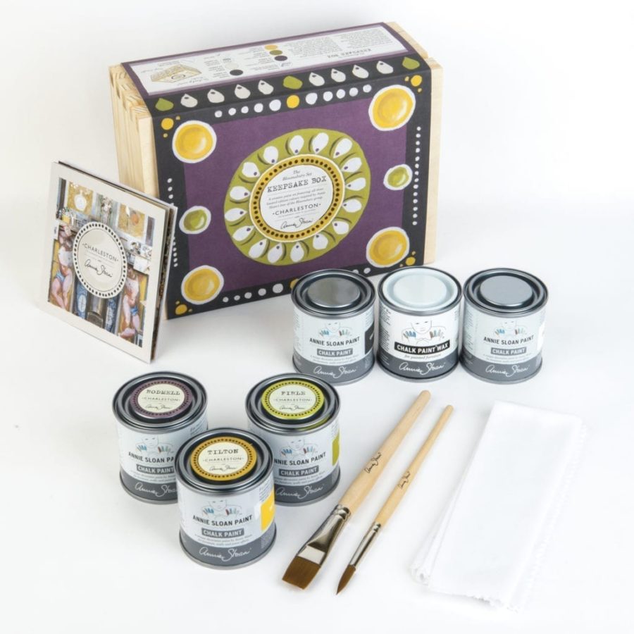 Annie Sloan with Charleston: Paint-Your-Own-Keepsake Box