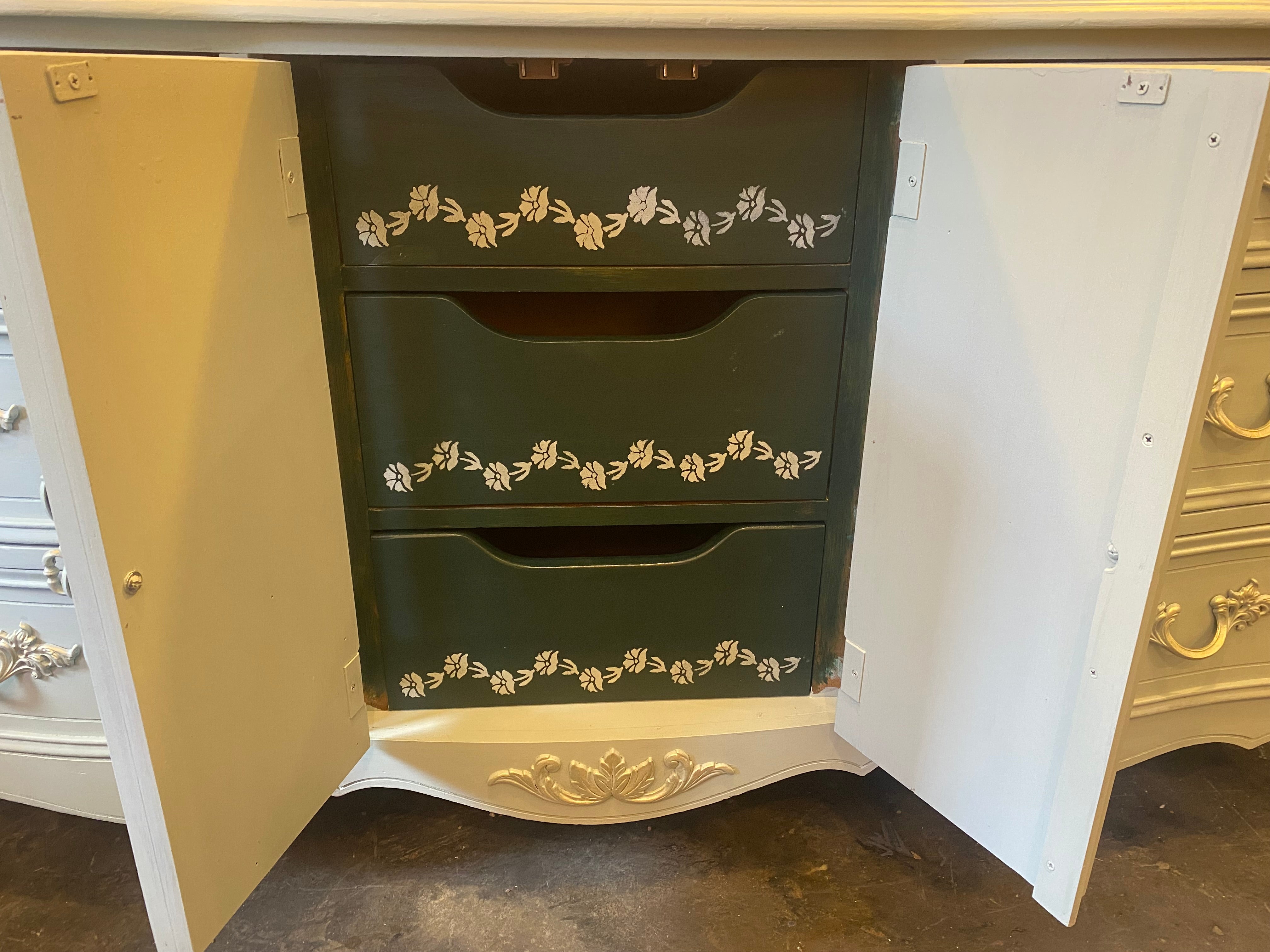 Dixie 9-Drawer French Dresser