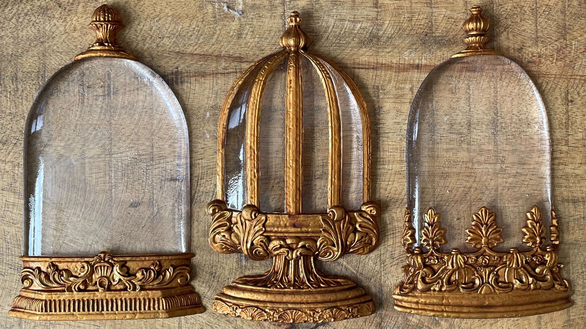 Les Cloches 6 x 10 IOD Mould