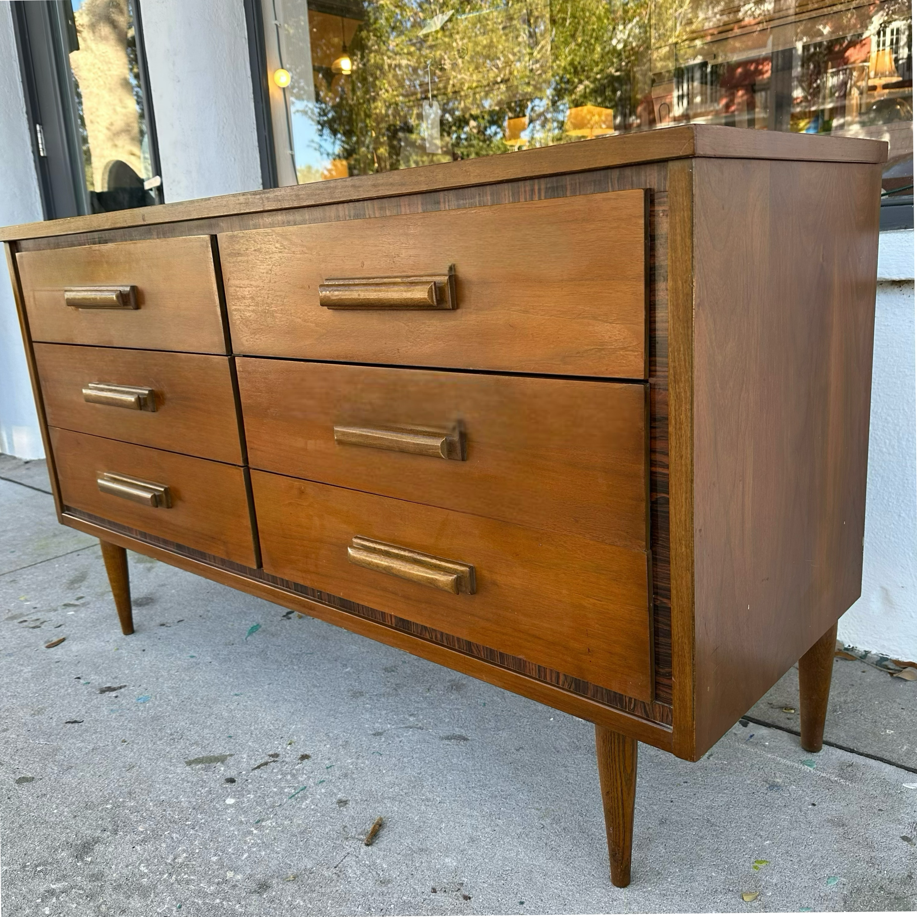 Bassett MCM Six Drawer Dresser