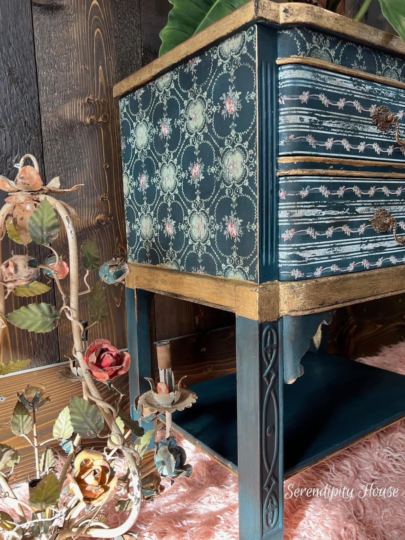 Lattice Rose IOD Paint Inlay