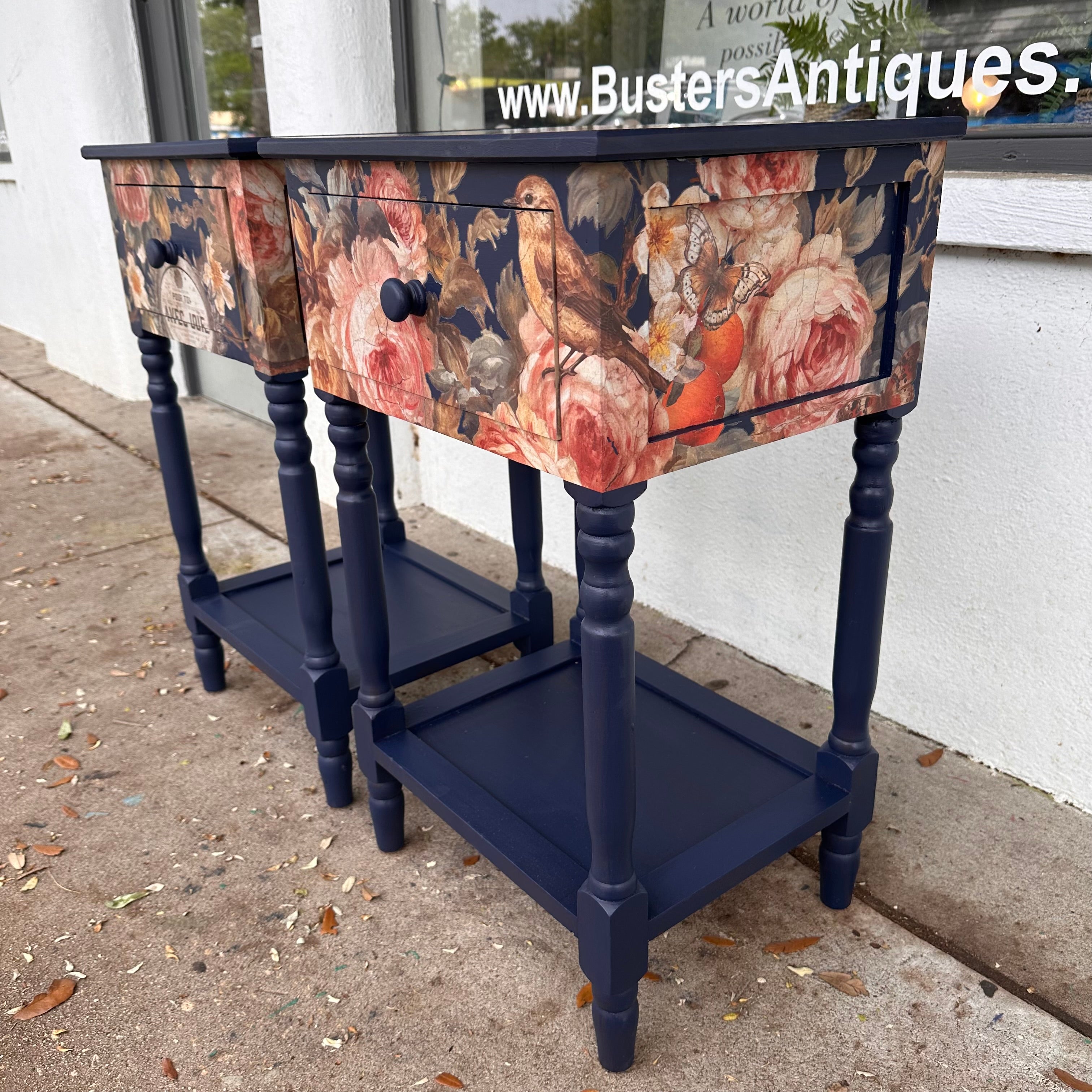 A Pair of Nightstands/End Tables