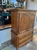 Drexel Brittany Heritage French Provincial Louis XV Armoire