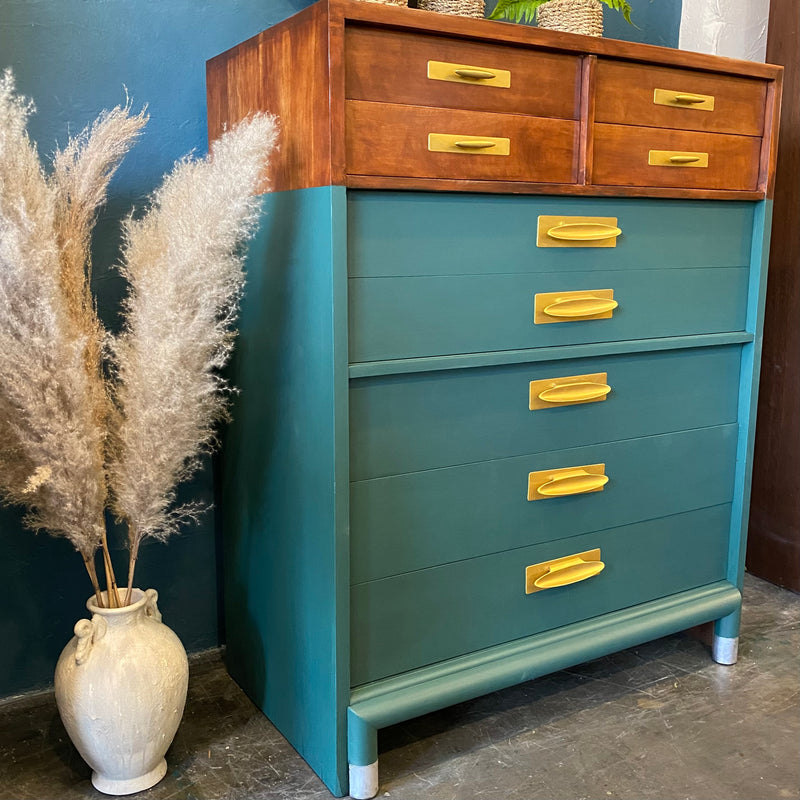 Mid Century Chest of Drawers by Willett Furniture