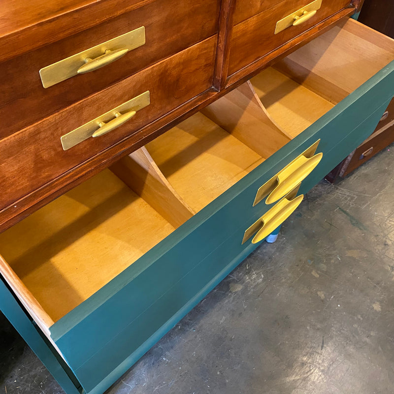 Mid Century Chest of Drawers by Willett Furniture