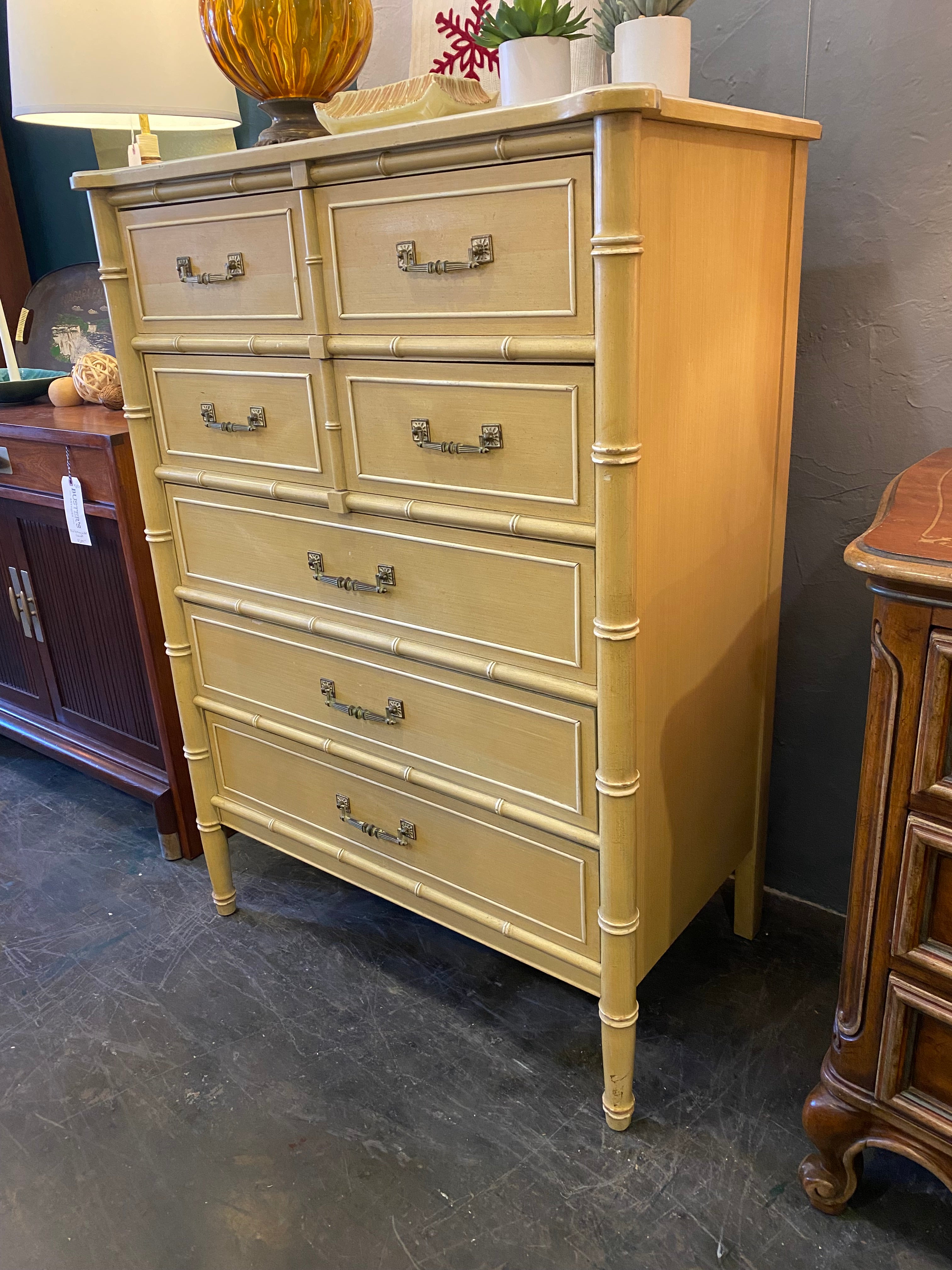 Classic Henry Link Chest of Drawers