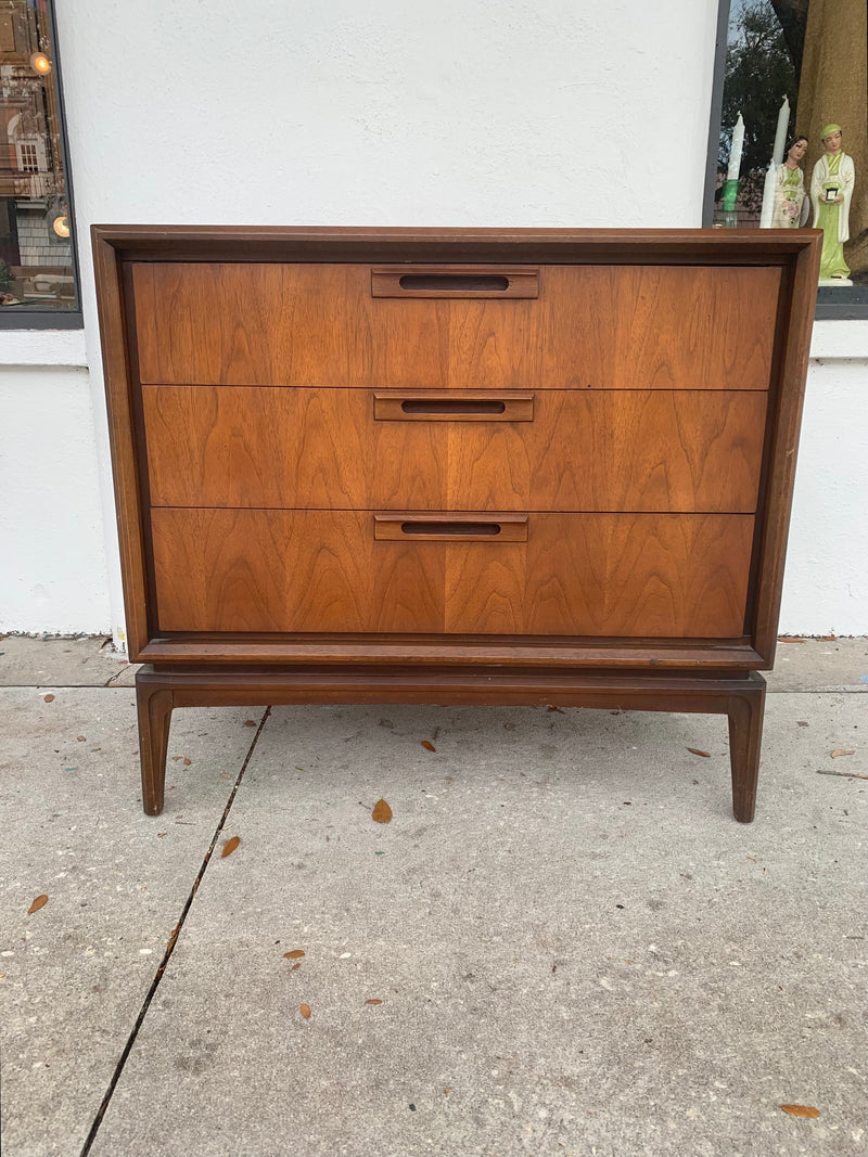 Mid Century 3 Drawer Mid Century Lowboy Dresser