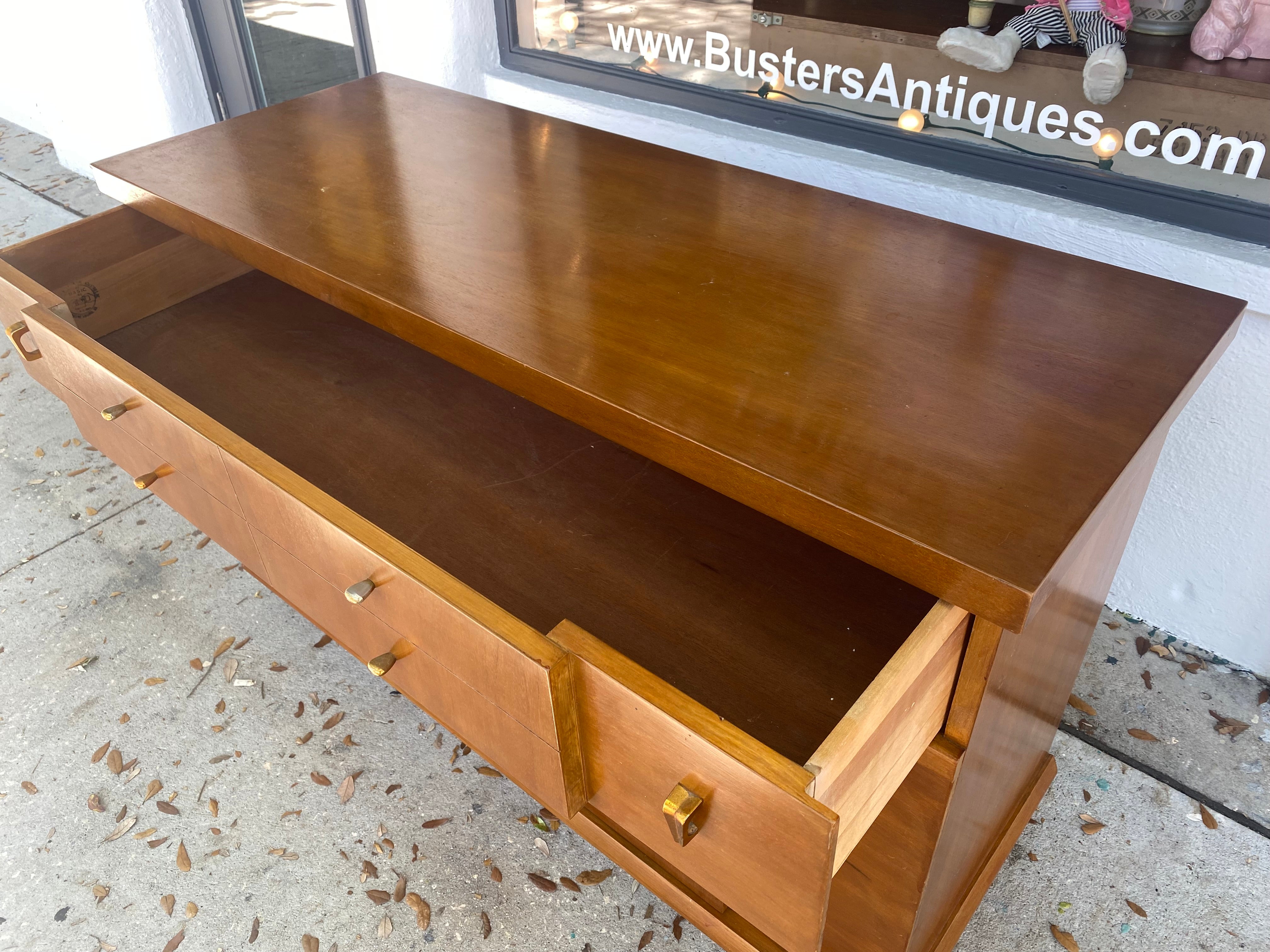 Basic-Witz Sideboard