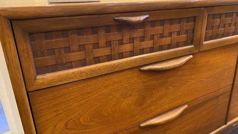 Lane Perception Mid-Century 7 Drawer Dresser