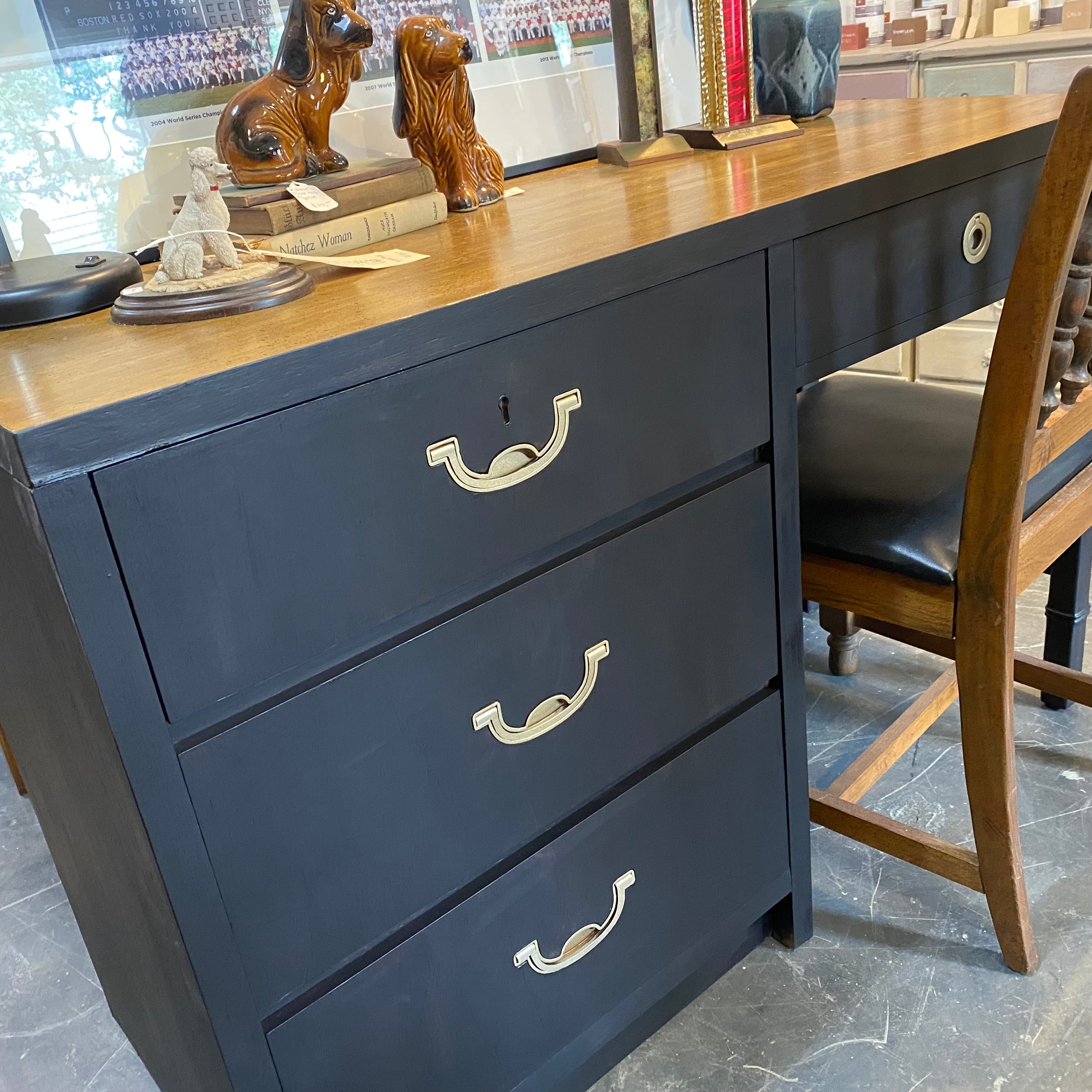 Dixie Citation Writing Desk and Chair